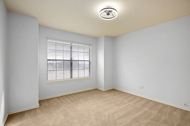 160 Rhum Rd, Kerrville, TX 78028