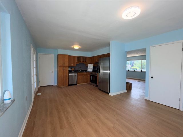 2281 E Stroop Road, Kettering, OH 45440