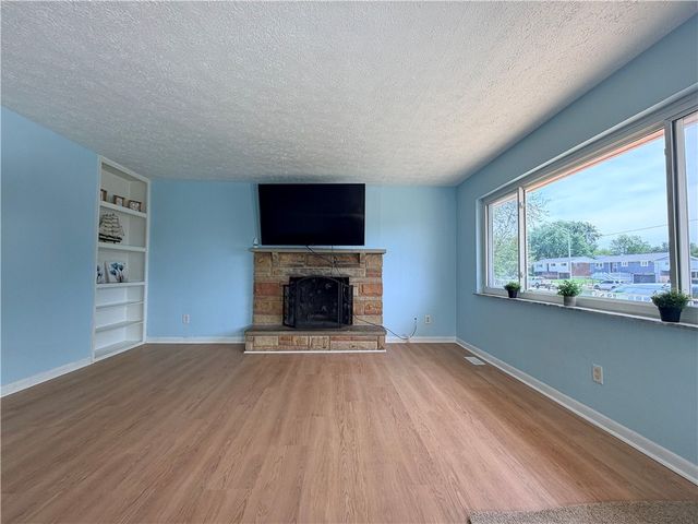 2281 E Stroop Road, Kettering, OH 45440