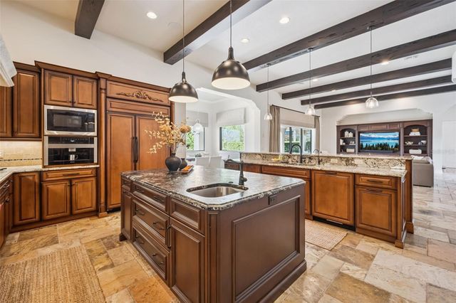 2018 CASTELLI BOULEVARD, Mount Dora, FL 32757