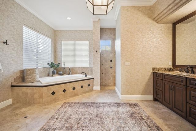 2018 CASTELLI BOULEVARD, Mount Dora, FL 32757