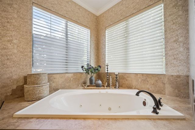 2018 CASTELLI BOULEVARD, Mount Dora, FL 32757