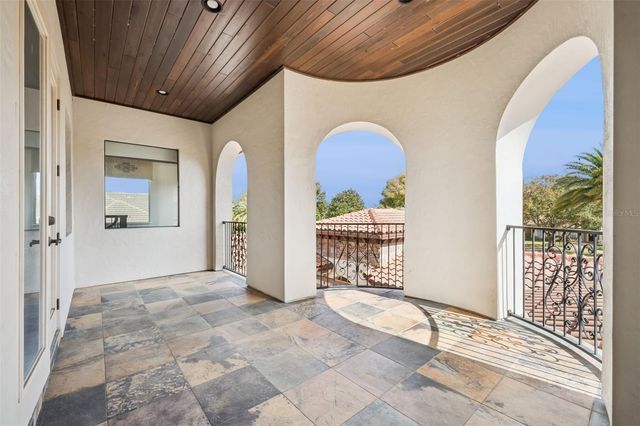 2018 CASTELLI BOULEVARD, Mount Dora, FL 32757