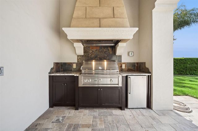 2018 CASTELLI BOULEVARD, Mount Dora, FL 32757