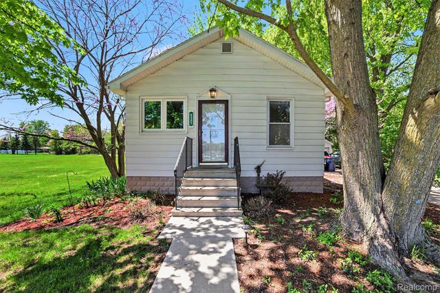 4331 N Michigan Avenue, Carrollton Township, MI 48604