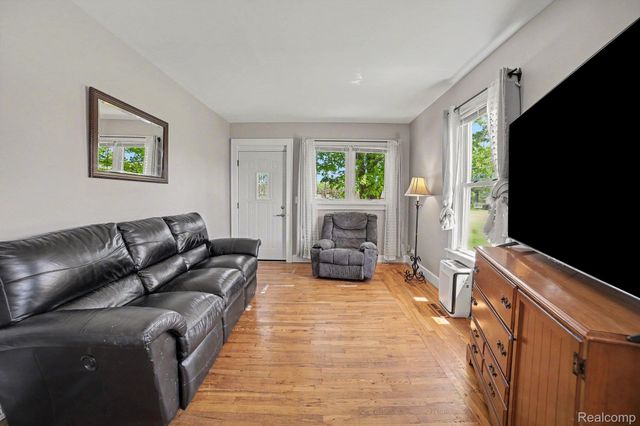4331 N Michigan Avenue, Carrollton Township, MI 48604