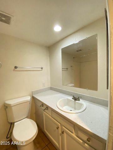 3228 W GLENDALE Avenue W 146, Phoenix, AZ 85051