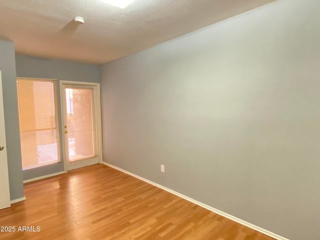 3228 W GLENDALE Avenue W 146, Phoenix, AZ 85051