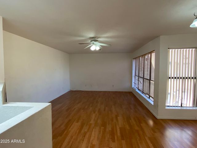 3228 W GLENDALE Avenue W 146, Phoenix, AZ 85051