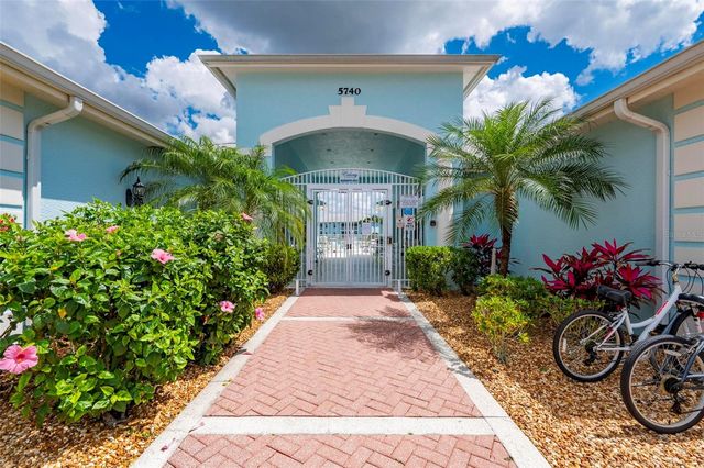 5744 SABAL TRACE DRIVE 201, North Port, FL 34287