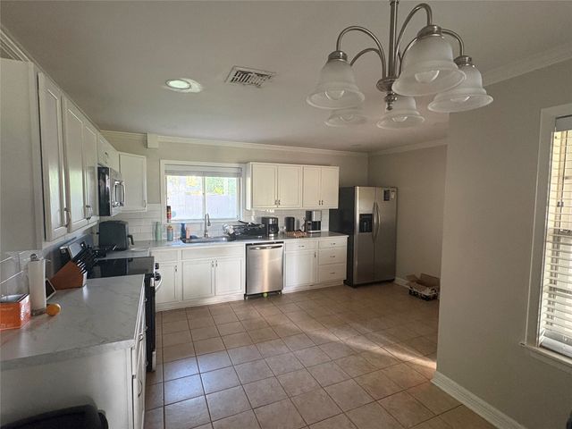 1115 E Washington Street, Shreveport, LA 71104