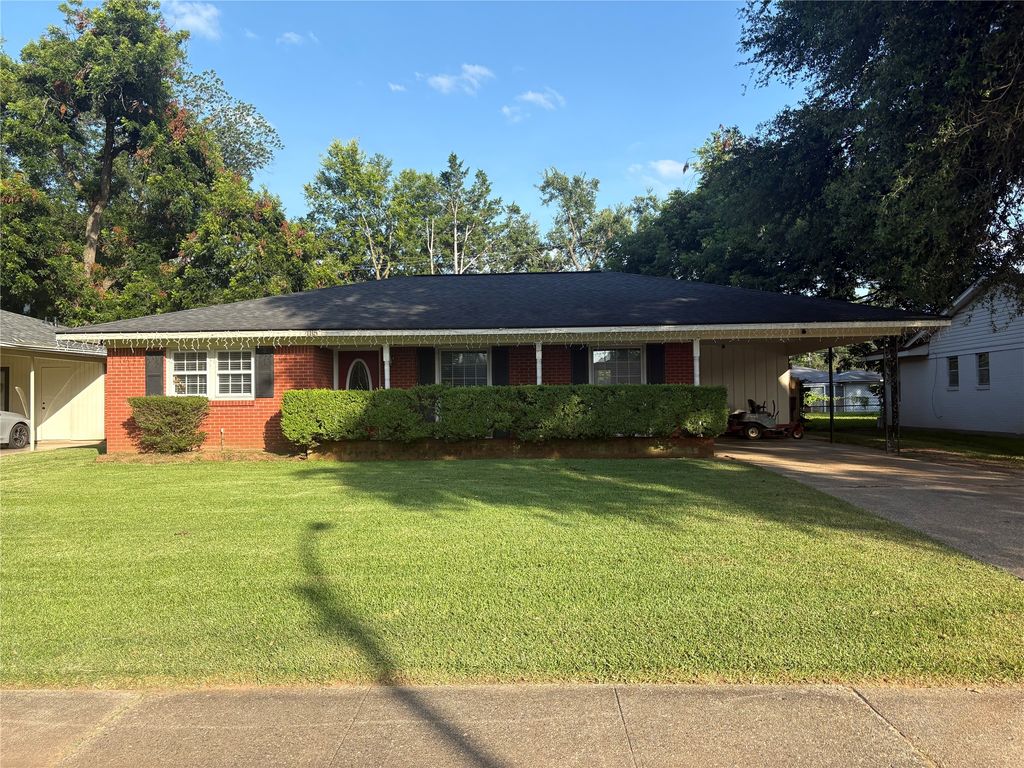1115 E Washington Street, Shreveport, LA 71104