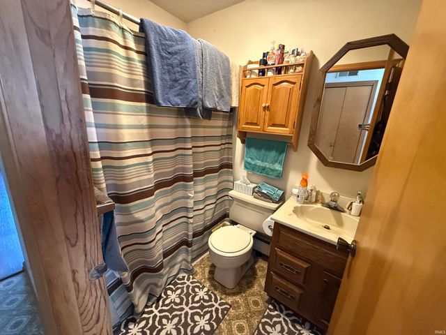 5601 N 550 E, Twelve Mile, IN 46988