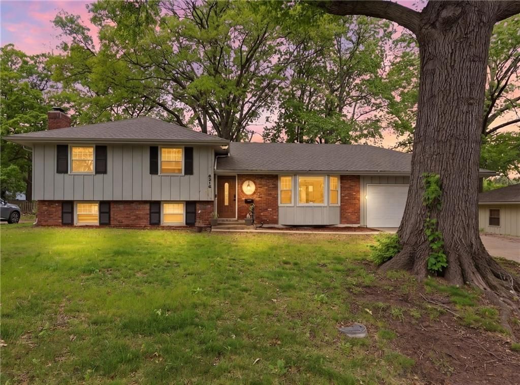 6316 Hedges Avenue, Raytown, MO 64133