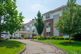 25 Cassandra Boulevard APT 304, West Hartford, CT 06107