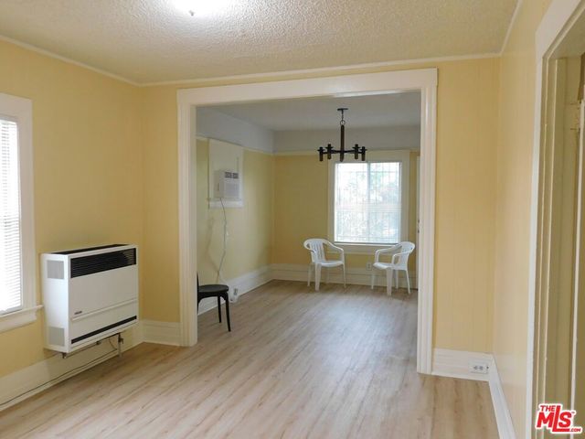 616 W 58th Street, Los Angeles, CA 90037