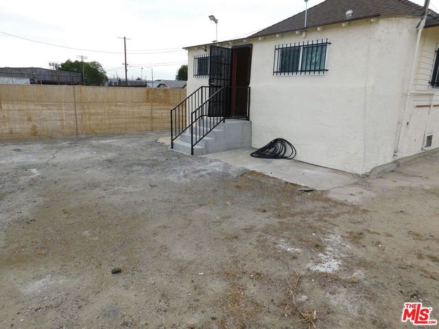 616 W 58th Street, Los Angeles, CA 90037