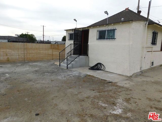 616 W 58th Street, Los Angeles, CA 90037