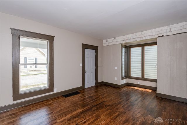 2018 Howard Avenue, Middletown, OH 45044