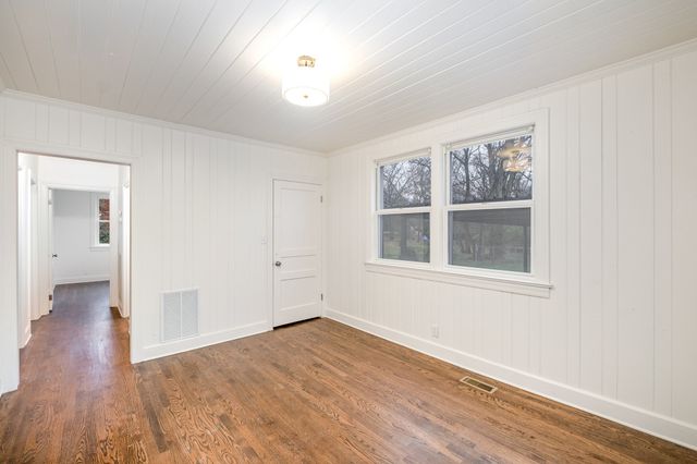 706 Greymont Dr, Nashville, TN 37217