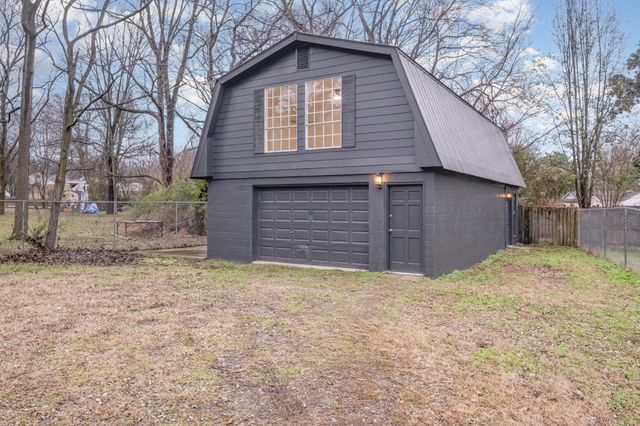 706 Greymont Dr, Nashville, TN 37217