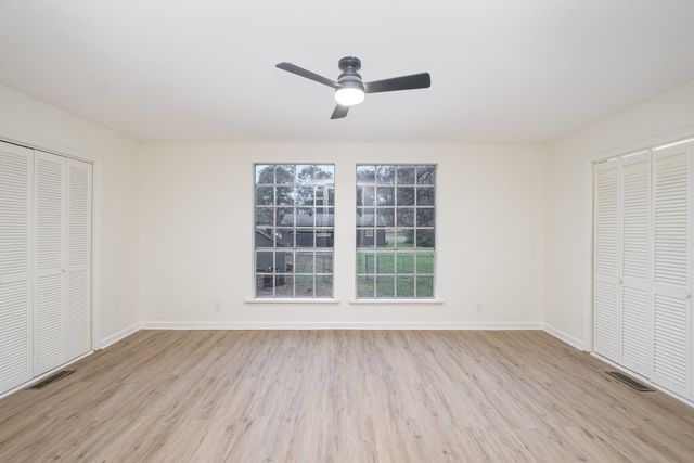 706 Greymont Dr, Nashville, TN 37217