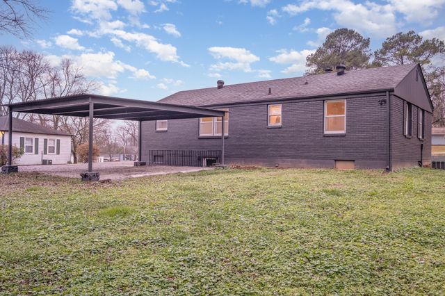 706 Greymont Dr, Nashville, TN 37217