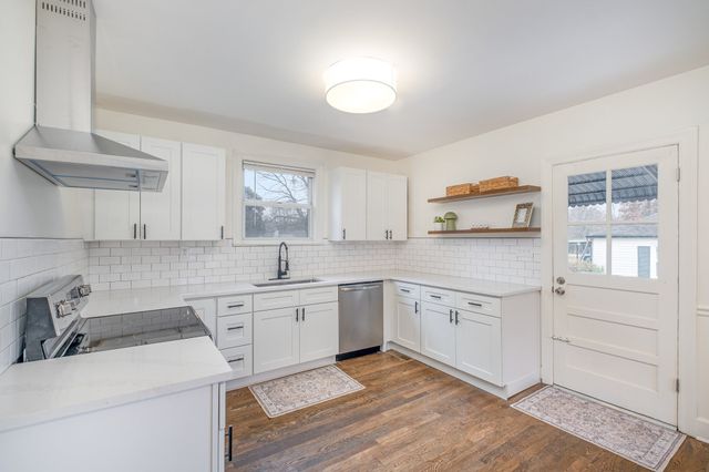 706 Greymont Dr, Nashville, TN 37217