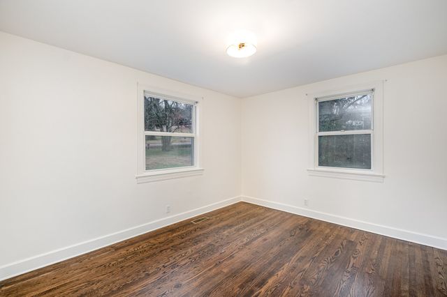 706 Greymont Dr, Nashville, TN 37217