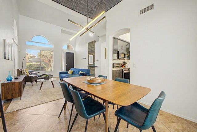 3563 N Tuscany, Mesa, AZ 85207