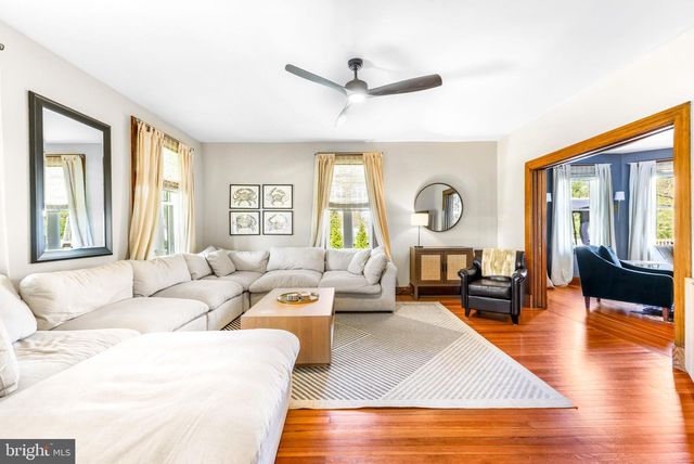 2 WAUGH AVE, Glyndon, MD 21136