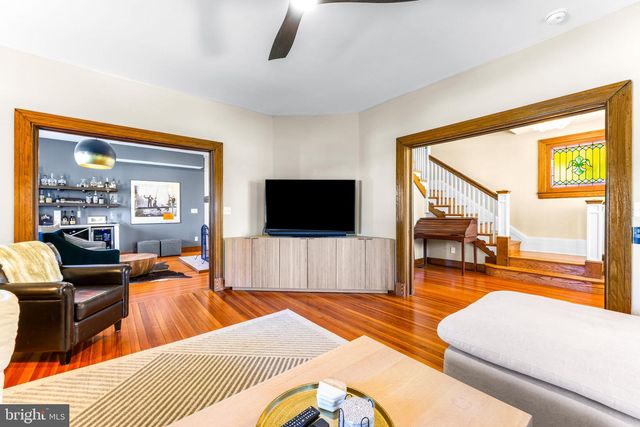 2 WAUGH AVE, Glyndon, MD 21136