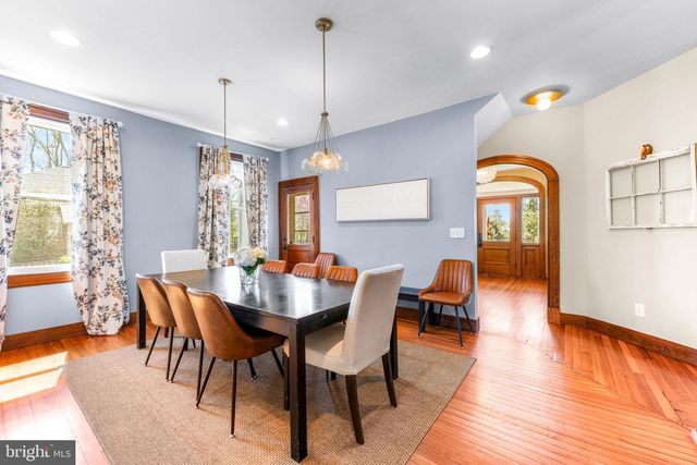 2 WAUGH AVE, Glyndon, MD 21136