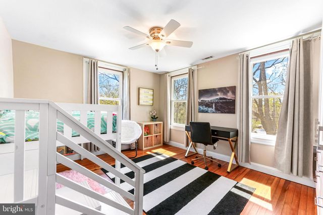 2 WAUGH AVE, Glyndon, MD 21136