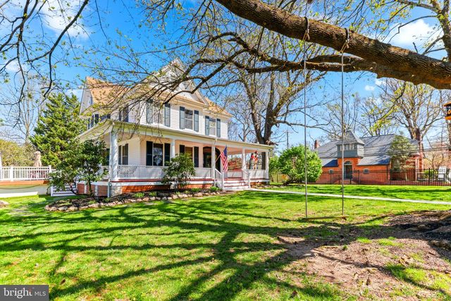 2 WAUGH AVE, Glyndon, MD 21136