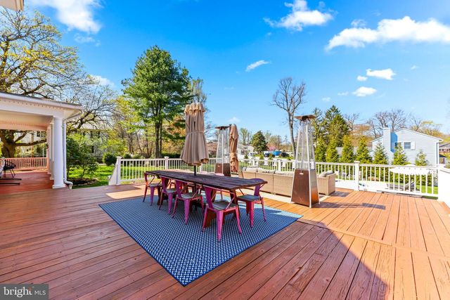 2 WAUGH AVE, Glyndon, MD 21136
