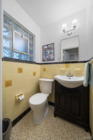 8553 Craighill Drive, Affton, MO 63123