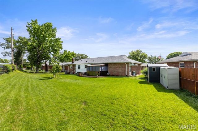 8553 Craighill Drive, Affton, MO 63123