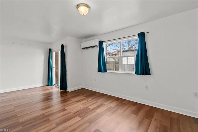 903 Sherman LN, Norfolk, VA 23523