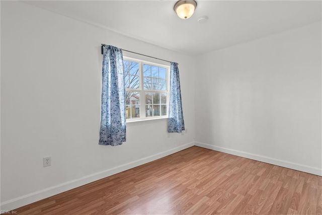 903 Sherman LN, Norfolk, VA 23523