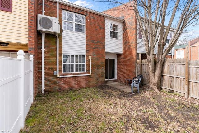 903 Sherman LN, Norfolk, VA 23523