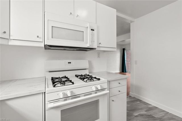 903 Sherman LN, Norfolk, VA 23523