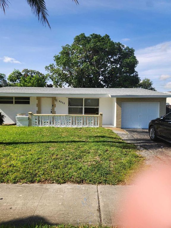 8030 Sunset Strip, Sunrise, FL 33322