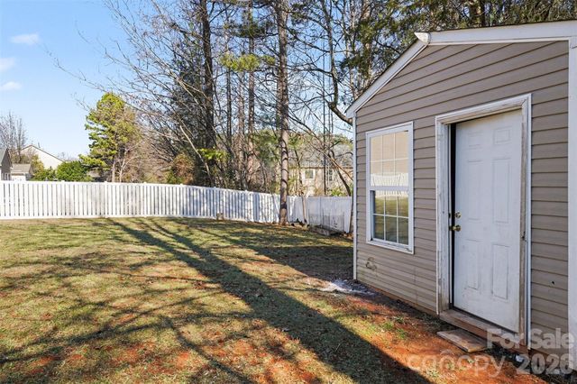 11001 Dulin Creek Boulevard, Charlotte, NC 28215