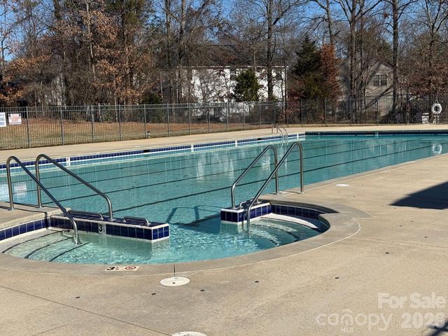 11001 Dulin Creek Boulevard, Charlotte, NC 28215