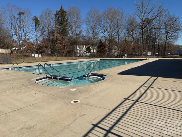 11001 Dulin Creek Boulevard, Charlotte, NC 28215