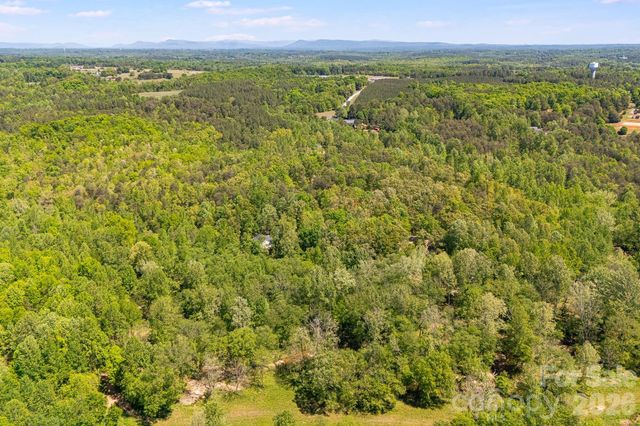 304 Richardson Creek Lane, Forest City, NC 28043