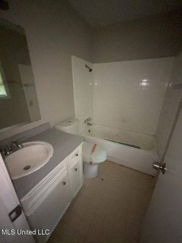 938 Autumn Street, Jackson, MS 39212