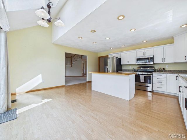 1219 Quail Ridge Court, Belleville, IL 62221