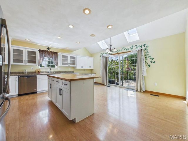 1219 Quail Ridge Court, Belleville, IL 62221